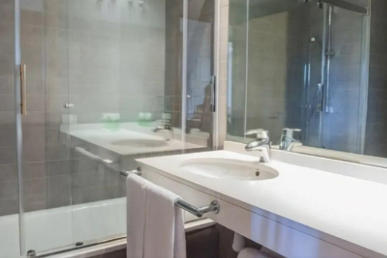 Izaka Apartments D377 برشلونة المظهر الخارجي الصورة